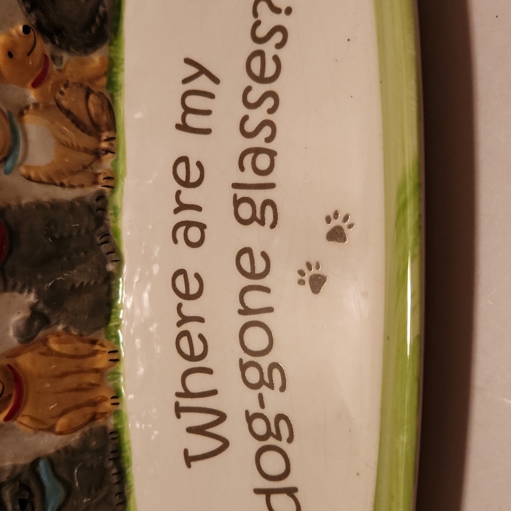 Dog-Themed Ceramic  Glasses Holder with Green Trim - Picture 3 of 7